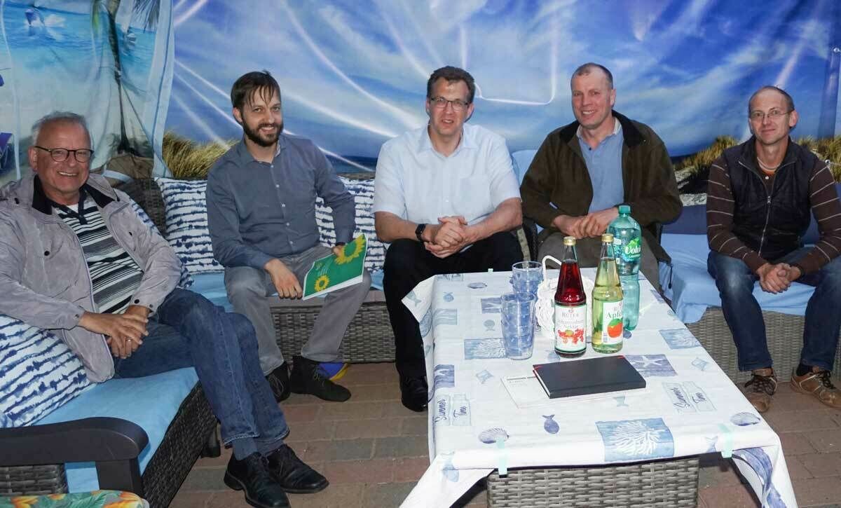 Der Bürgermeisterkandidat Michael Papke im Gespräch mit Bündnis C